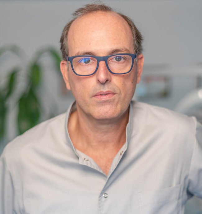 dr-toni-anglada-ortodoncia-barcelona-clinica-vas-04 dr-toni-anglada-ortodoncia-barcelona-clinica-vas-04